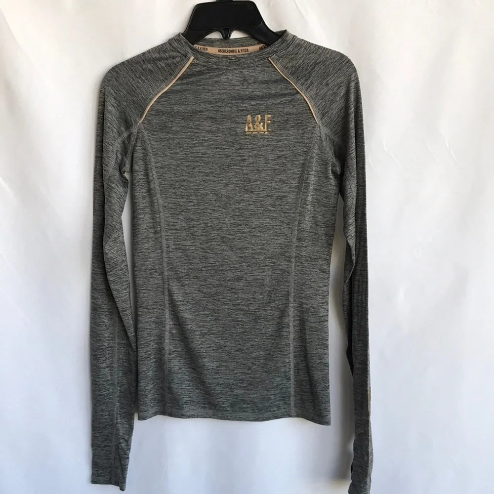 Abercrombie & Fitch gray heather top, thumb holes